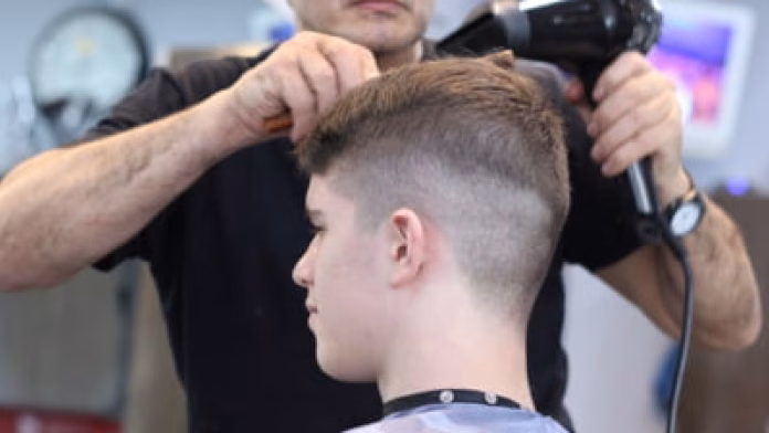 „E atât de ridicol de scump acum”: Persoanele chibzuite împărtășesc lucrurile de zi cu zi pe care au încetat să le mai cumpere și care nu le lipsesc deloc