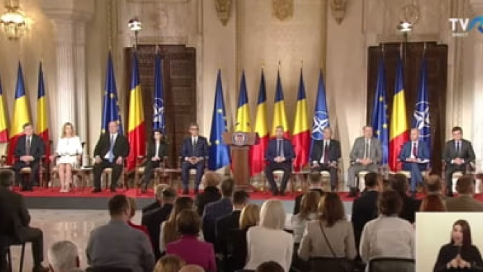 Istoric român despre lașitatea candidaților la funcția de președinte, după răspunsul la o întrebare-cheie: „Le este frică să își asume decizii care să le aducă scădere in sondaje”