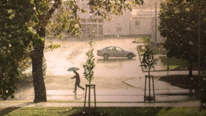 Revin ploile și vijeliile. Meteorologii au emis prognoza meteo pentru ultima lună de primăvară