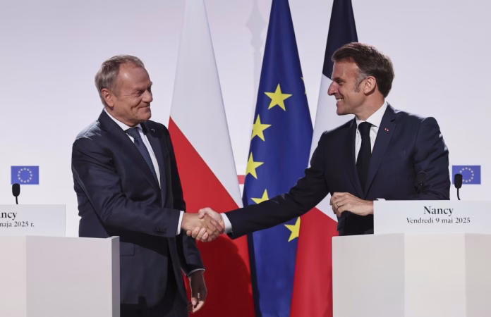 Polonia caută sprijin militar suplimentar față de cel oferit de SUA. Tratat de colaborare aprofundată cu Franța