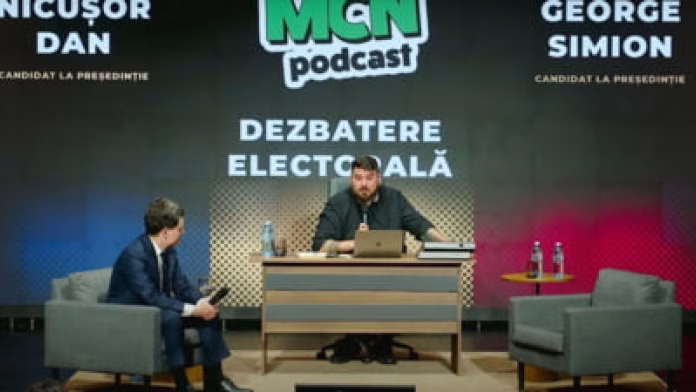 George Simion lipsește și de la dezbaterea organizată de Micutzu’, deși confirmase participarea. Nicușor Dan, singurul candidat prezent