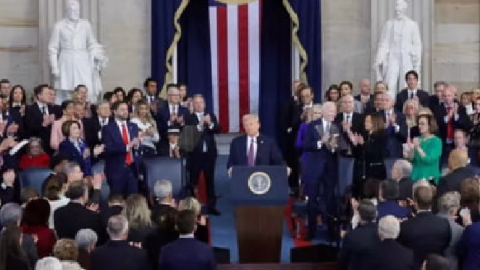 Din culisele Casei Albe: Un apropiat al lui Trump se rupe de acesta și-l atacă dur, după ce a fost insultat